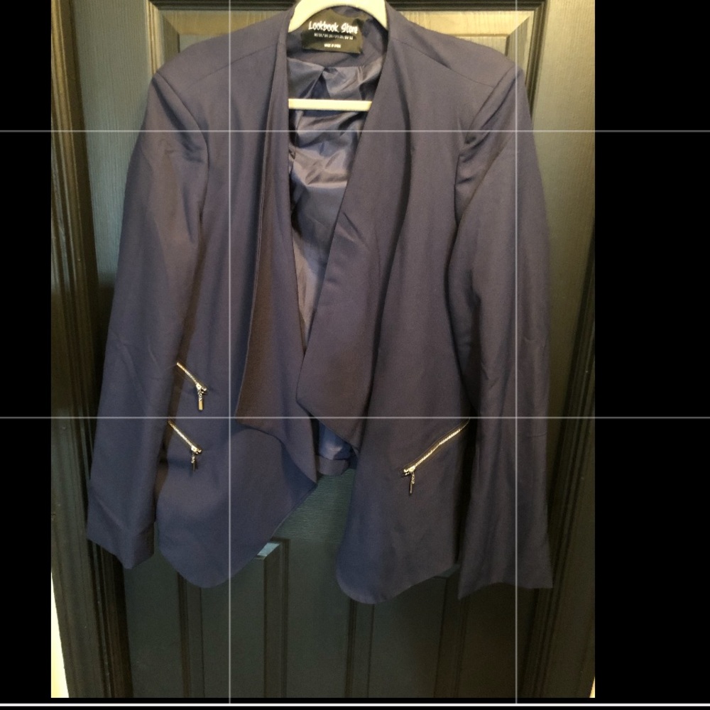 Navy Blue Open Front Zipper Blazer - Size XL.
